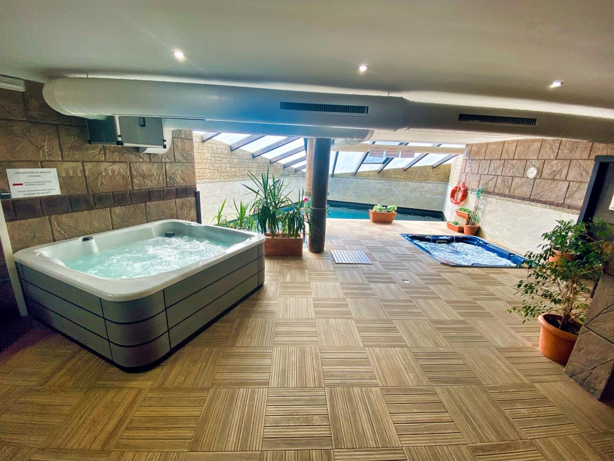 Apartamentos Spa Casco Historico De Isla - AlojateIsla Plana Eksteriør bilde