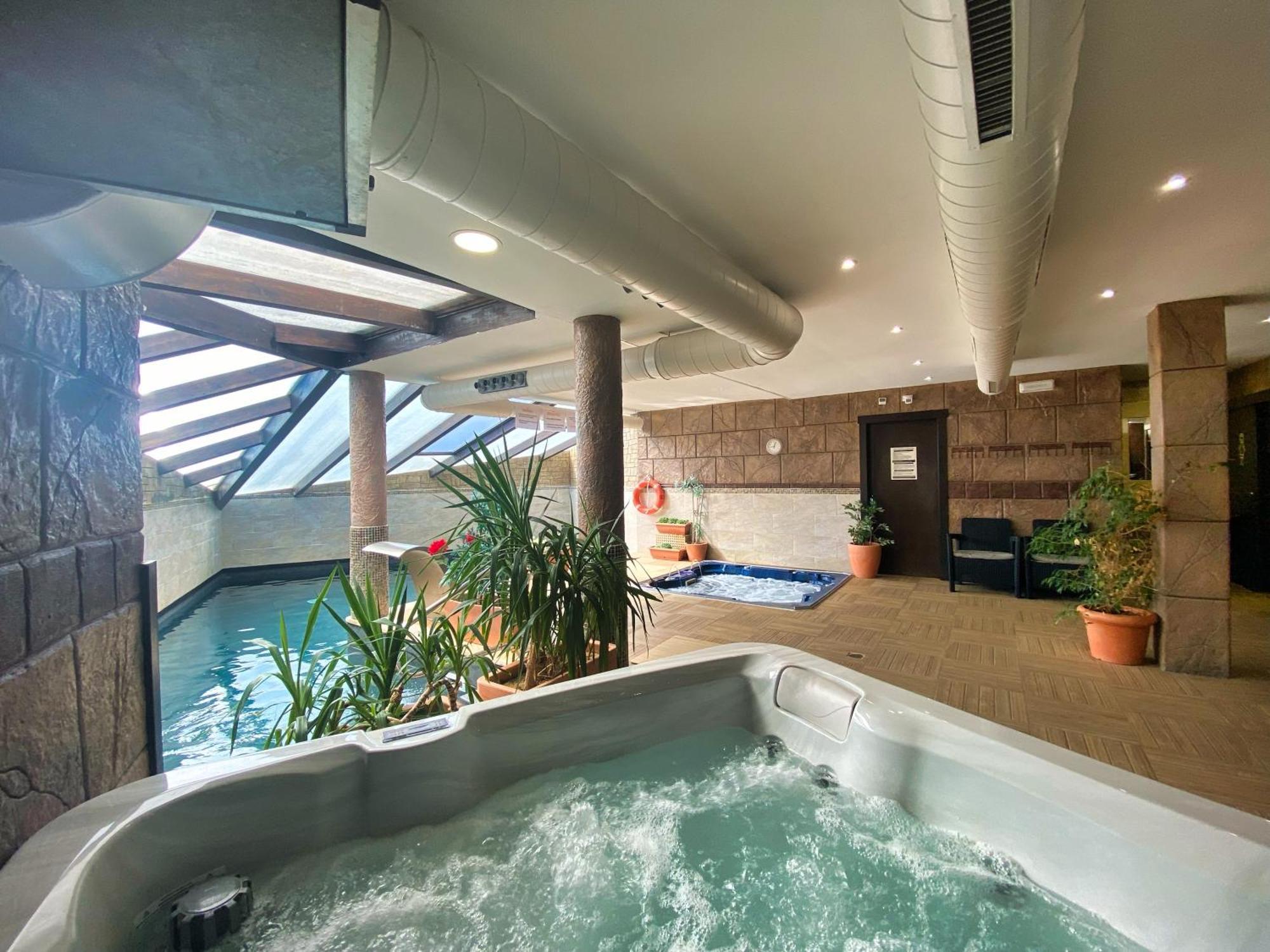 Apartamentos Spa Casco Historico De Isla - AlojateIsla Plana Eksteriør bilde